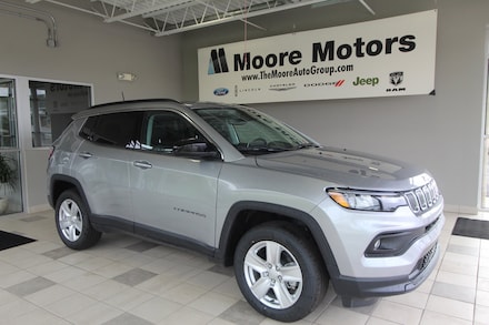 Featured new 2022 Jeep Compass LATITUDE 4X4 Sport Utility for sale in Caro, MI