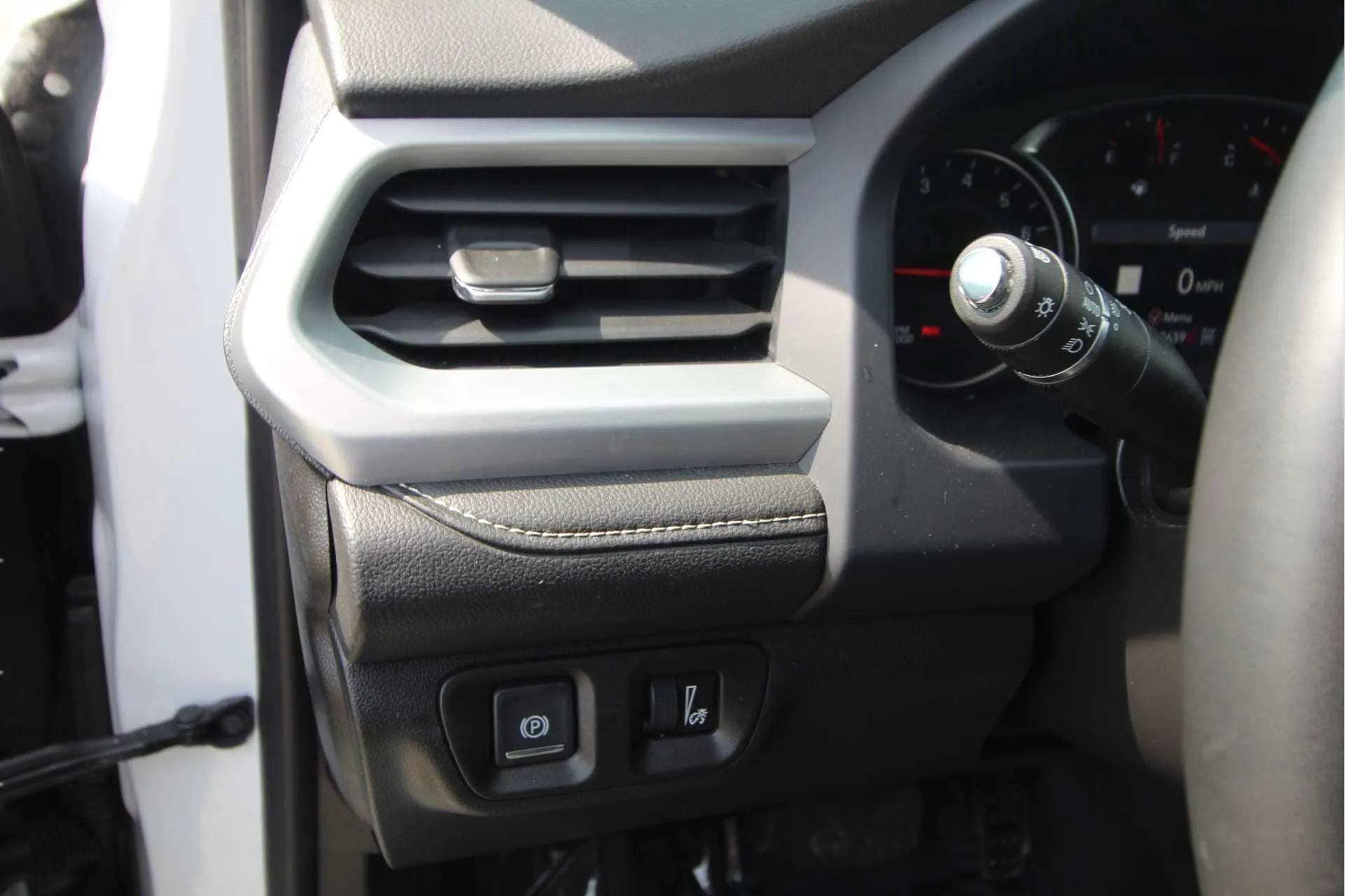 2023 GMC Acadia SLT - Photo 13