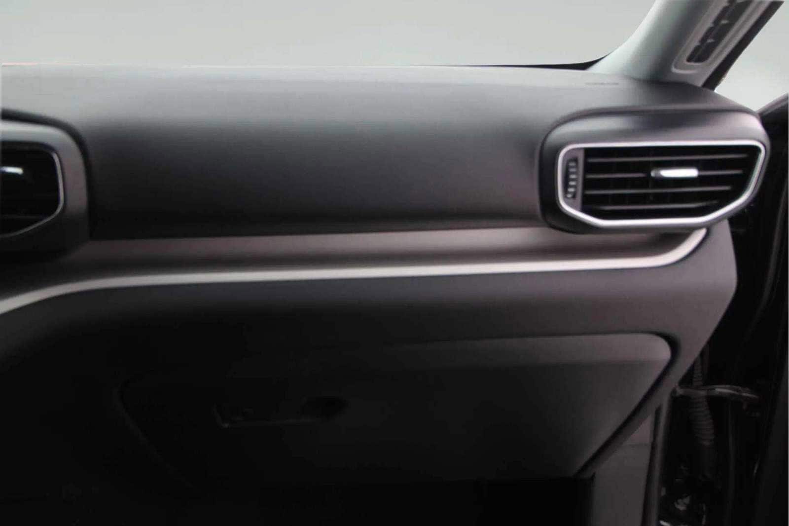 2023 Ford Explorer XLT - Photo 15