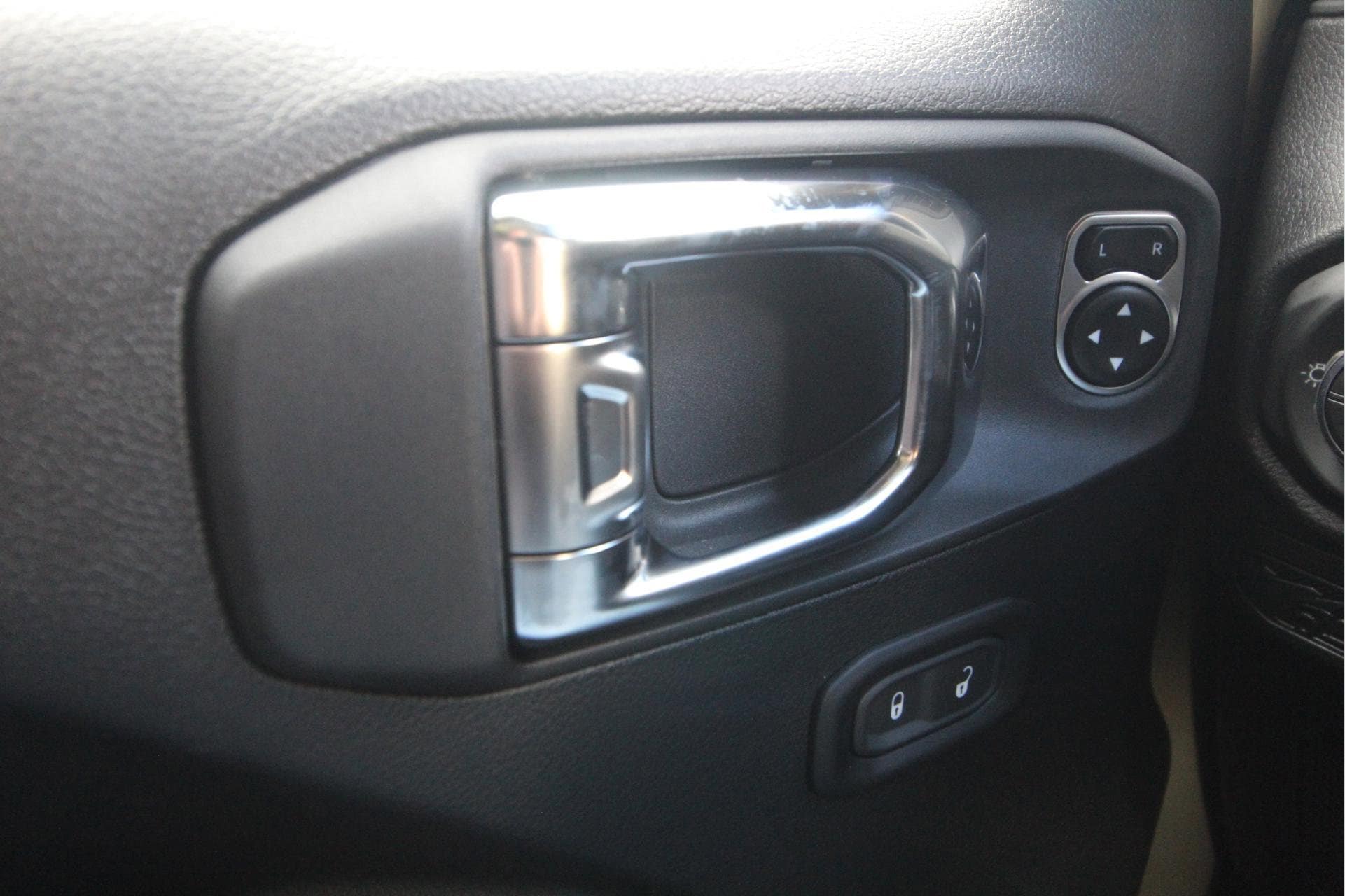 2025 Jeep Gladiator Sport S - Photo 17