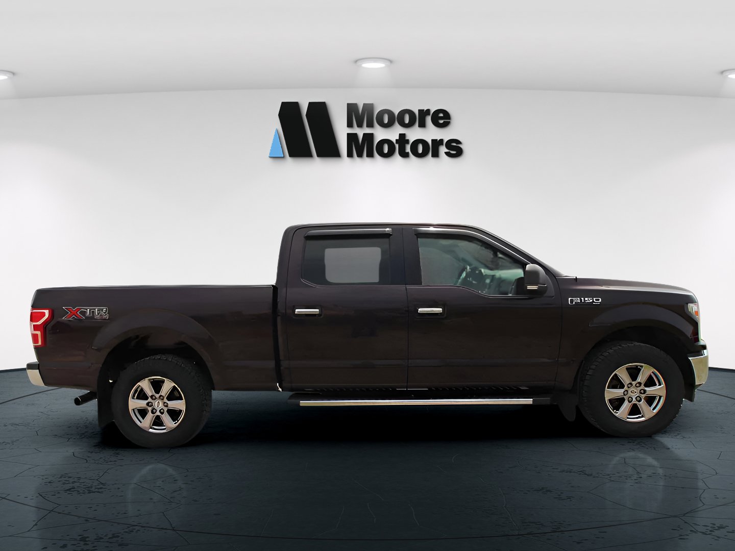 2018 Ford F-150 photo 2