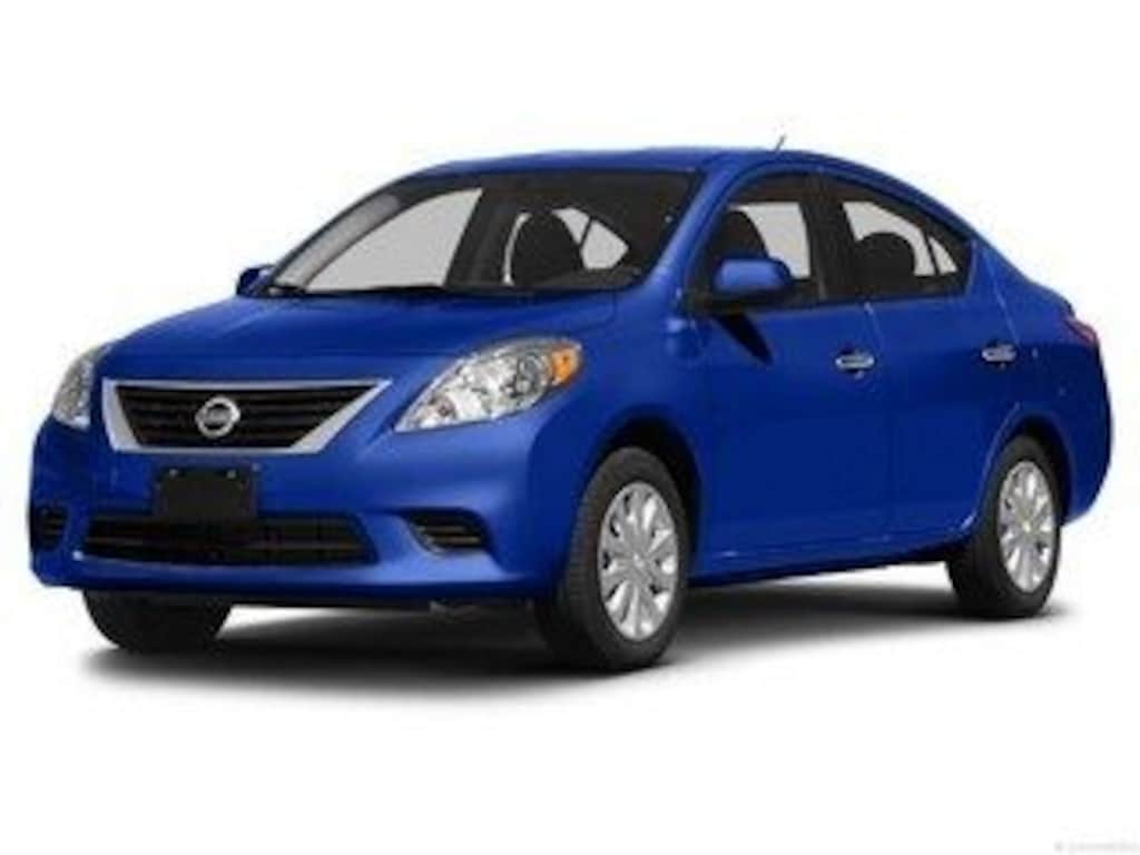 Used 2014 Nissan Versa 1.6 SV Sedan