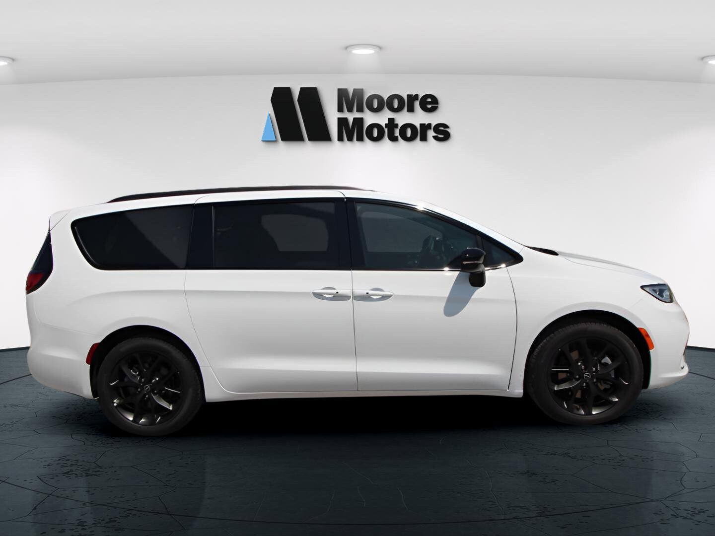 2025 Chrysler Pacifica Limited photo 2