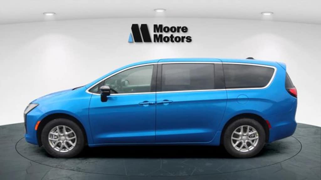 New 2027 Chrysler Pacifica SELECT Passenger Van