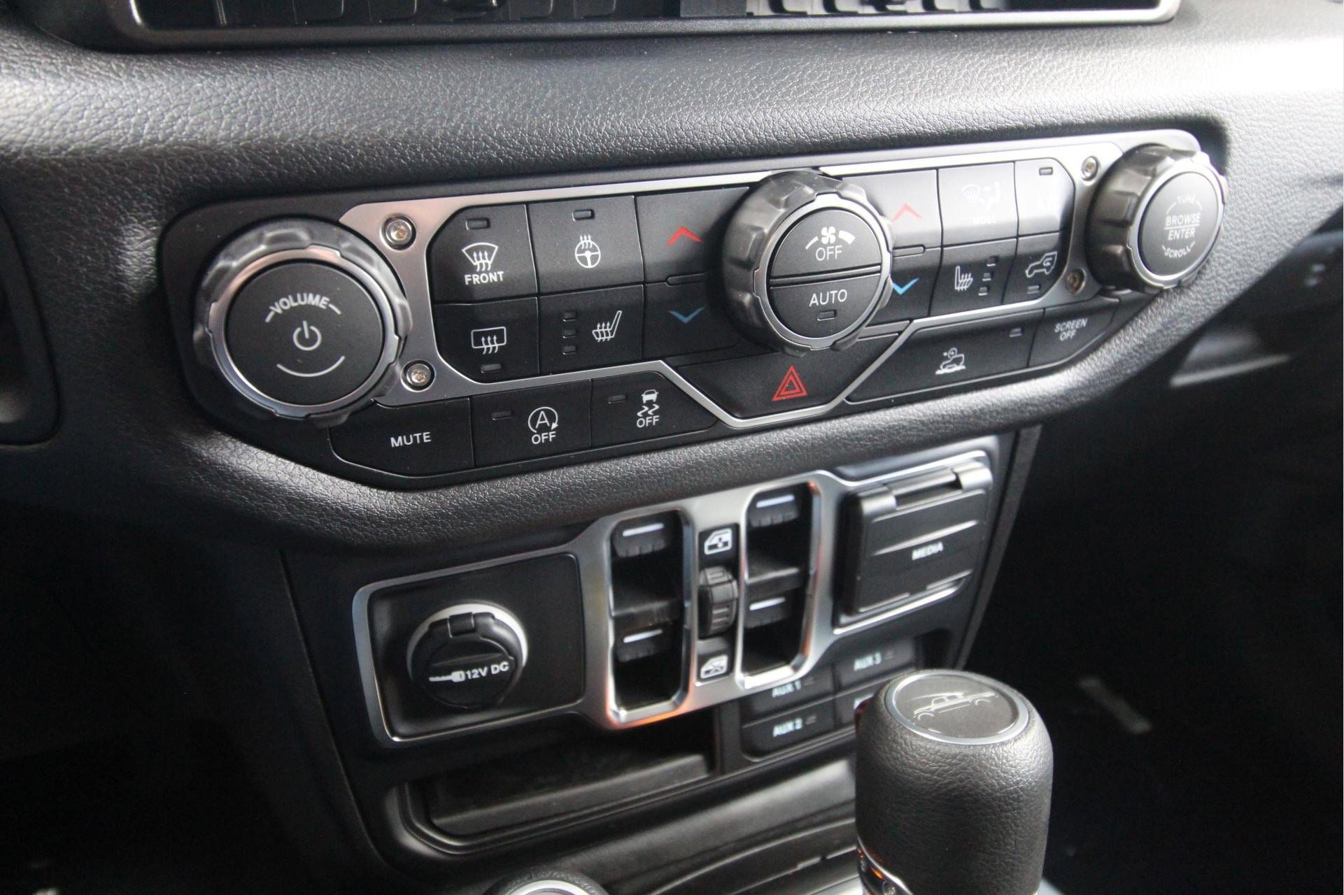 2025 Jeep Gladiator Sport S - Photo 30