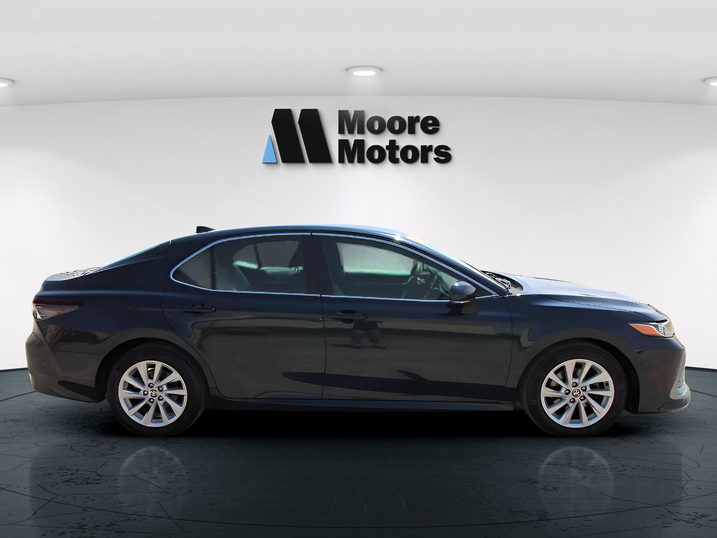Used 2021 Toyota Camry LE with VIN 4T1C11AK7MU611203 for sale in Caro, MI