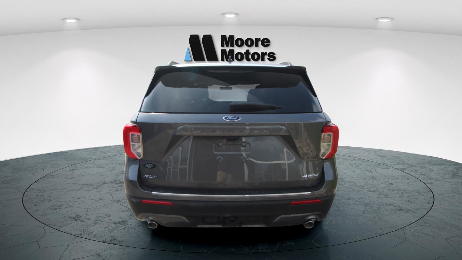 2023 Ford Explorer XLT photo 4