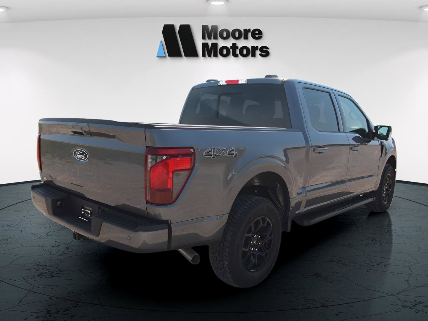 2024 Ford F-150 XLT photo 3
