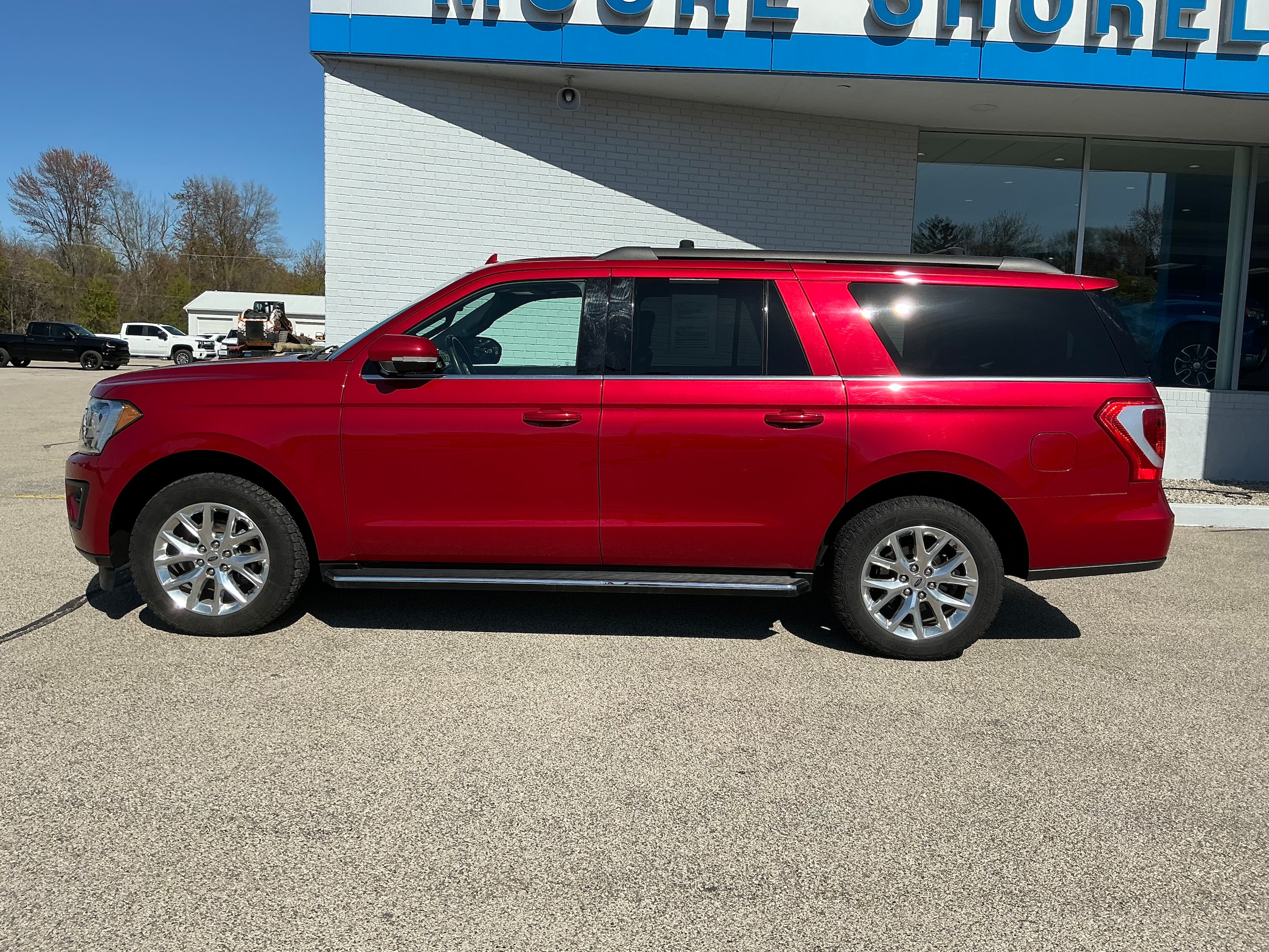 Used 2020 Ford Expedition XLT with VIN 1FMJK1JT2LEA63729 for sale in Sebewaing, MI