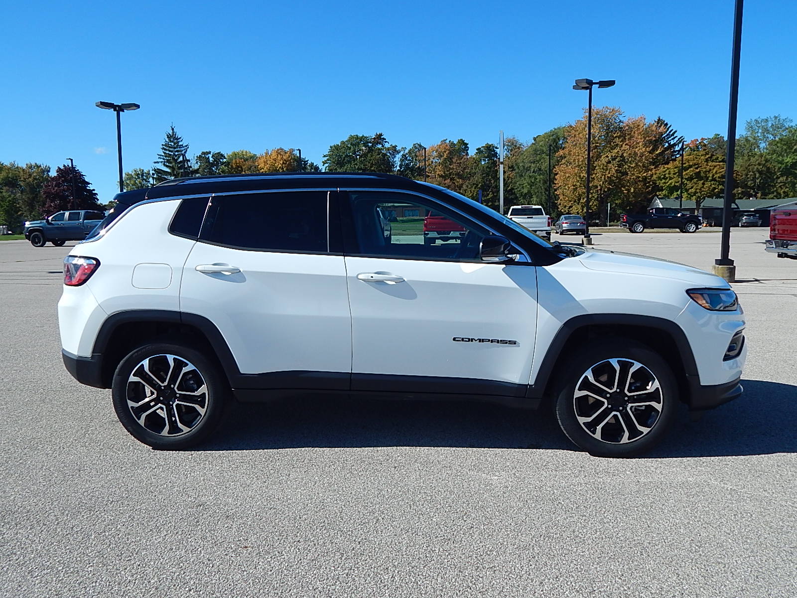 Used 2022 Jeep Compass Limited with VIN 3C4NJDCB0NT161255 for sale in Sebewaing, MI