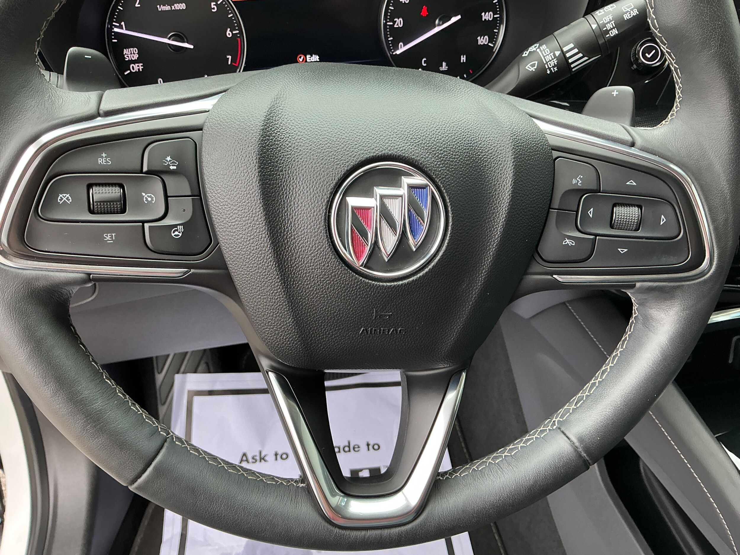 2023 Buick Envision Essence photo 2