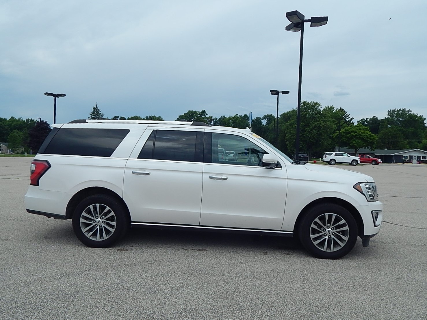 Used 2018 Ford Expedition Limited with VIN 1FMJK2AT0JEA09929 for sale in Sebewaing, MI