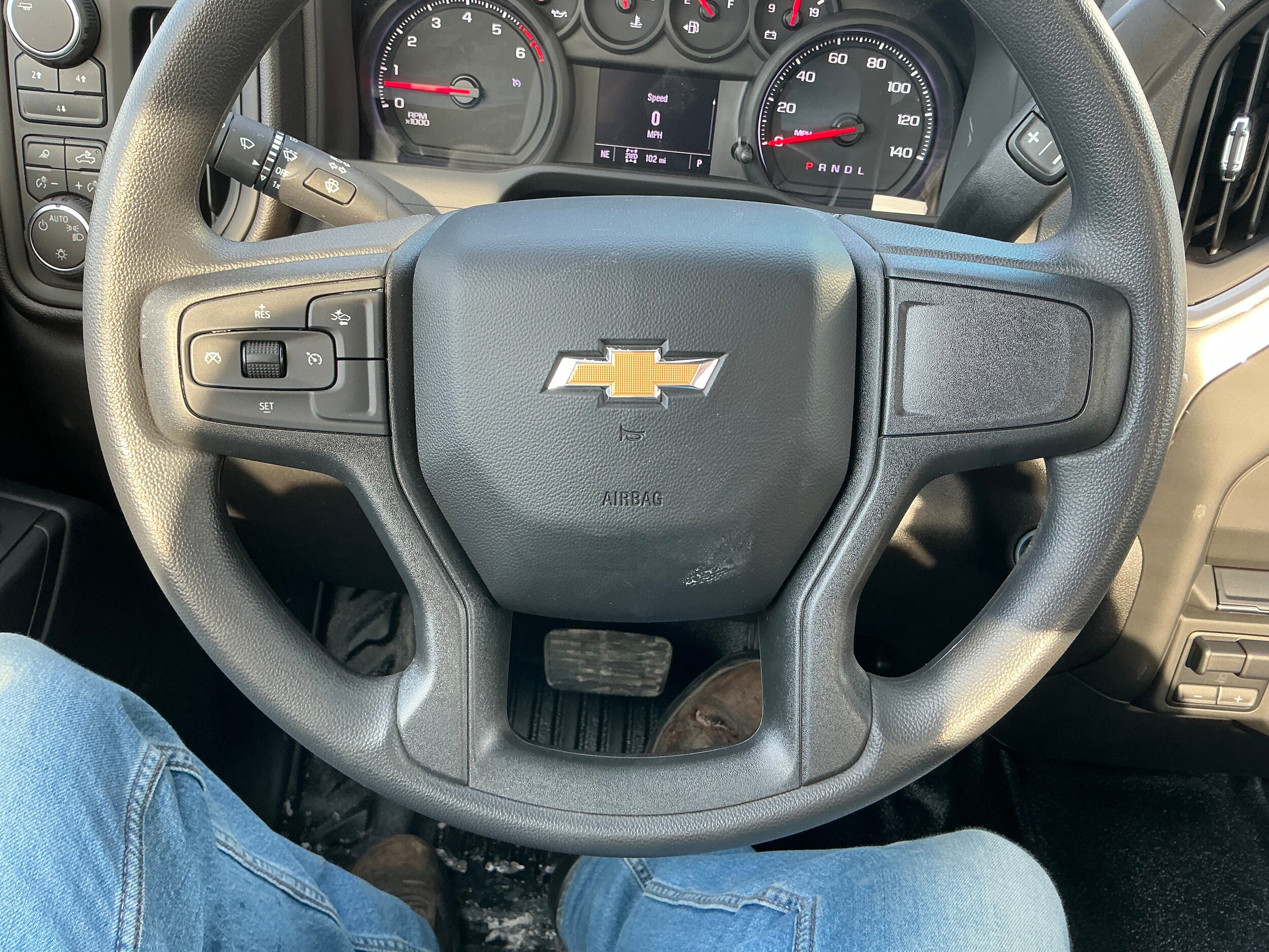 2025 Chevrolet Silverado 2500HD photo 3