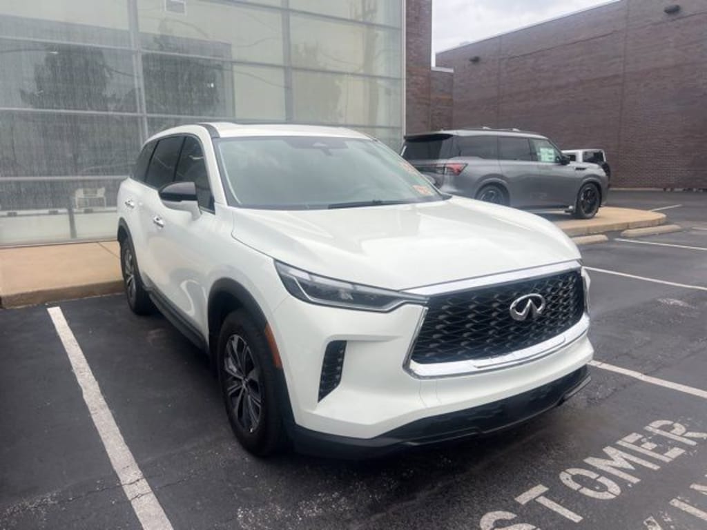 Certified 2025 INFINITI QX60 PURE SUV