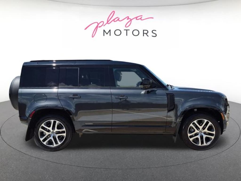 Used 2025 Land Rover Defender 110 X-Dynamic SE SUV