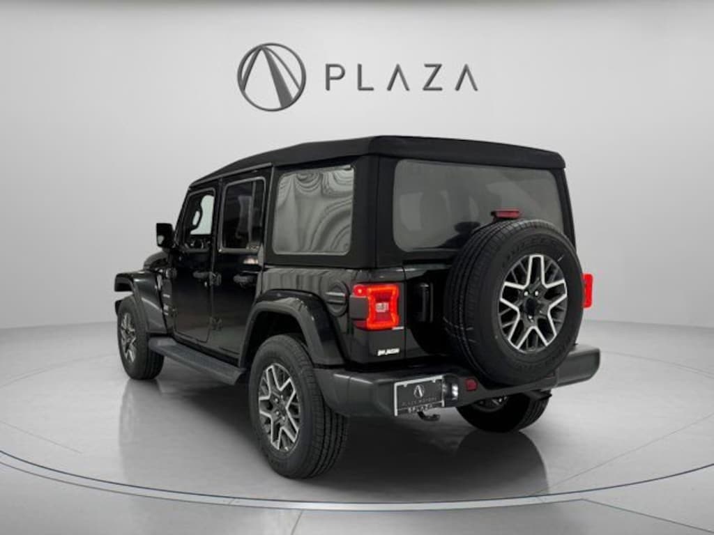 Used 2024 Jeep Wrangler Sahara SUV
