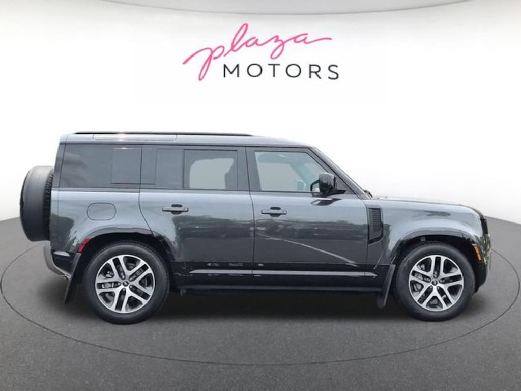 Used 2025 Land Rover Defender 110 X-Dynamic SE SUV