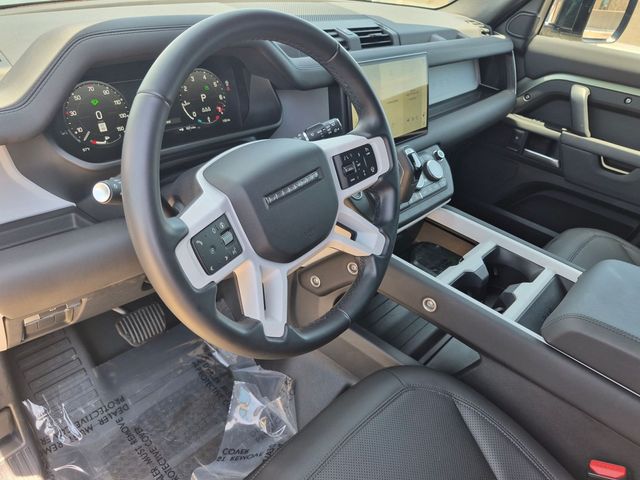 2025 Land Rover Defender S - Photo 11