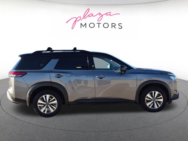 Used 2022 Nissan Pathfinder SL SUV
