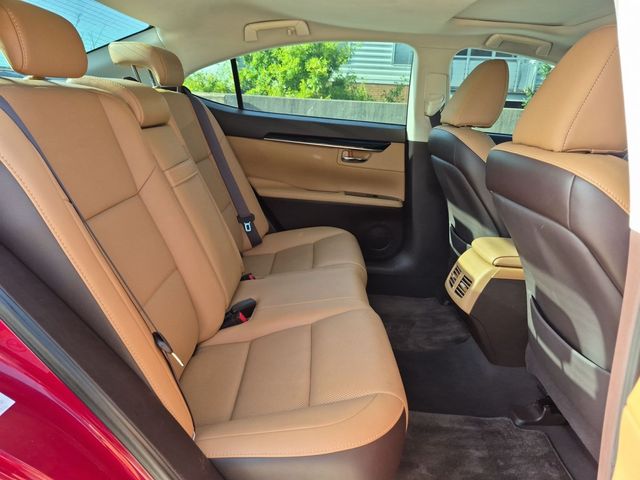 2018 Lexus ES 350 - Photo 17