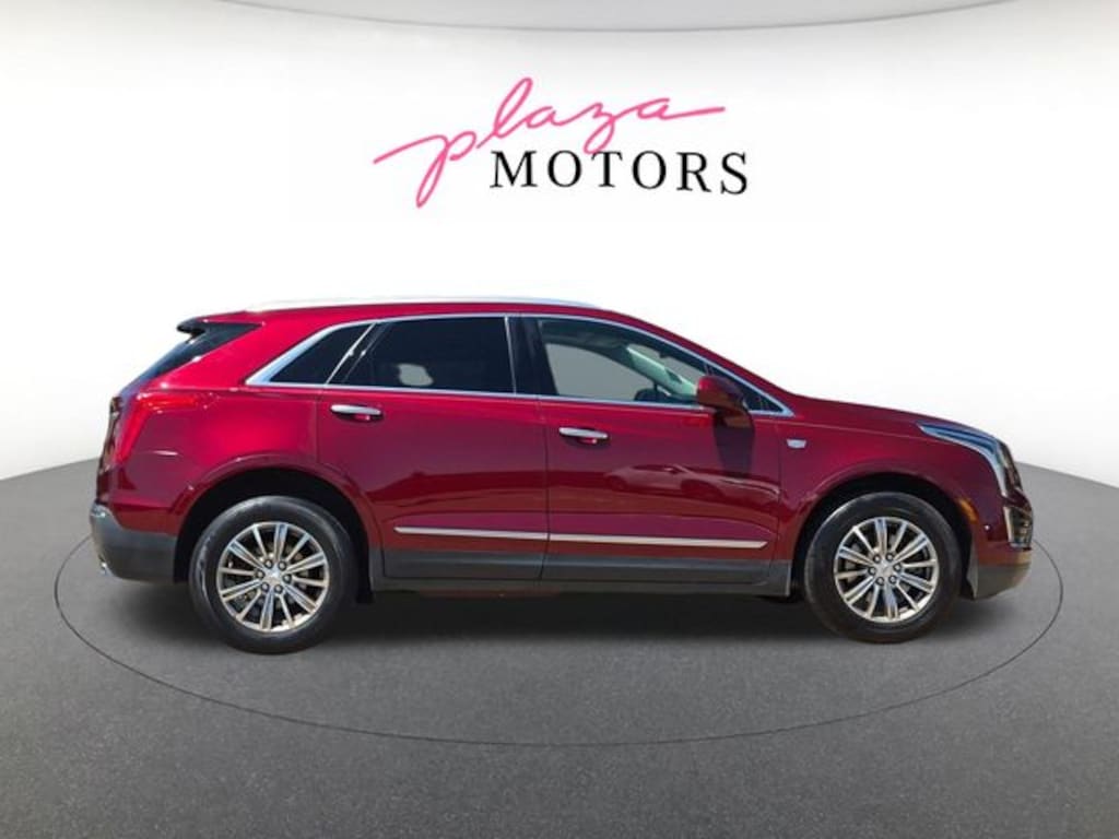 Used 2017 CADILLAC XT5 Luxury SUV