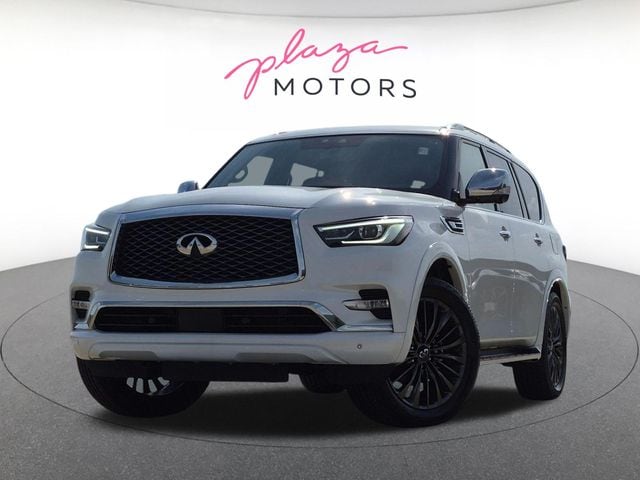 2023 INFINITI QX80 Sensory 4WD's photo