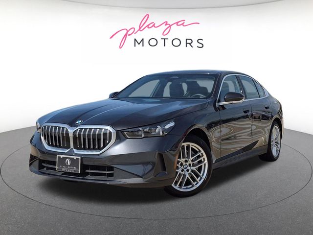 2025 BMW 5 Series 540i xDrive Sedan's photo