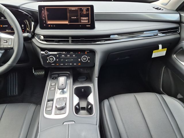 2027 INFINITI QX60 LUXE - Photo 13