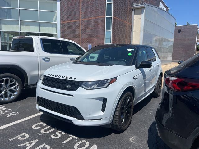 2020 Land Rover Discovery Sport 2.0 S R-Dynamic's photo