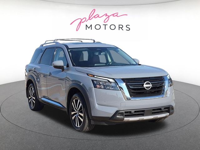 Used 2025 Nissan Pathfinder Platinum SUV