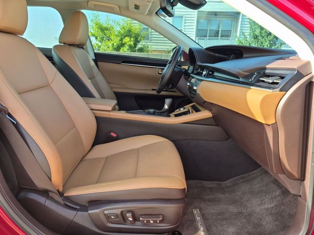 2018 Lexus ES 350 - Photo 20