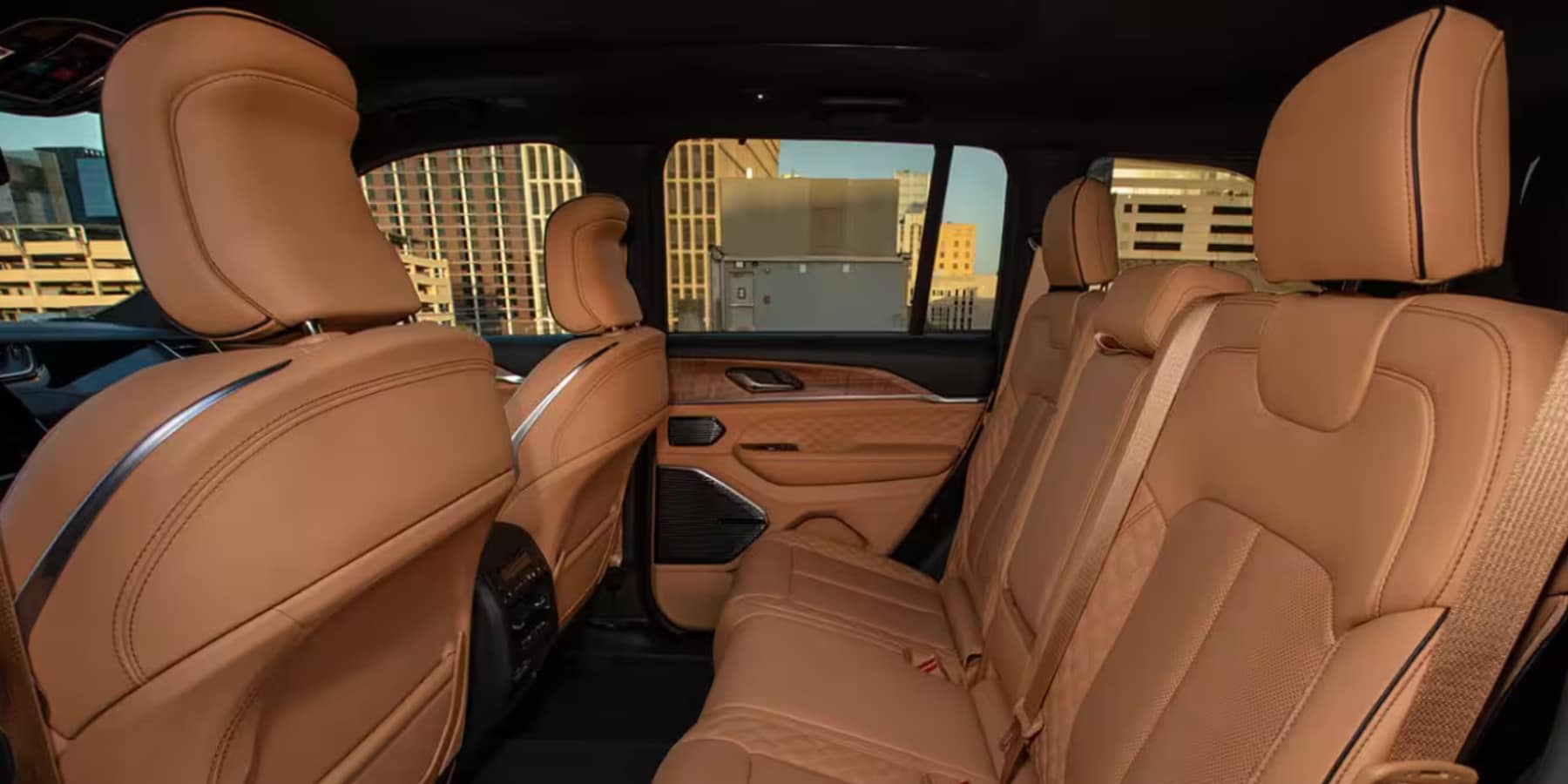 Grand Cherokee Interior.jpg
