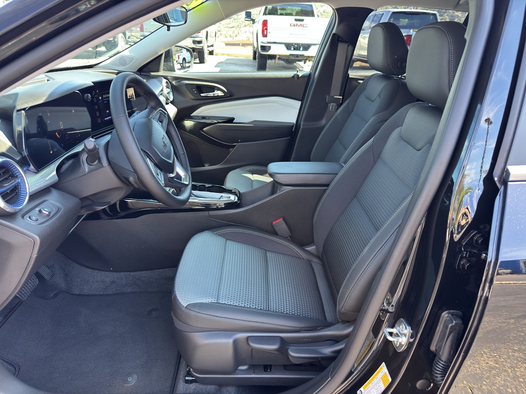 2026 Chevrolet Trax LT - Photo 19