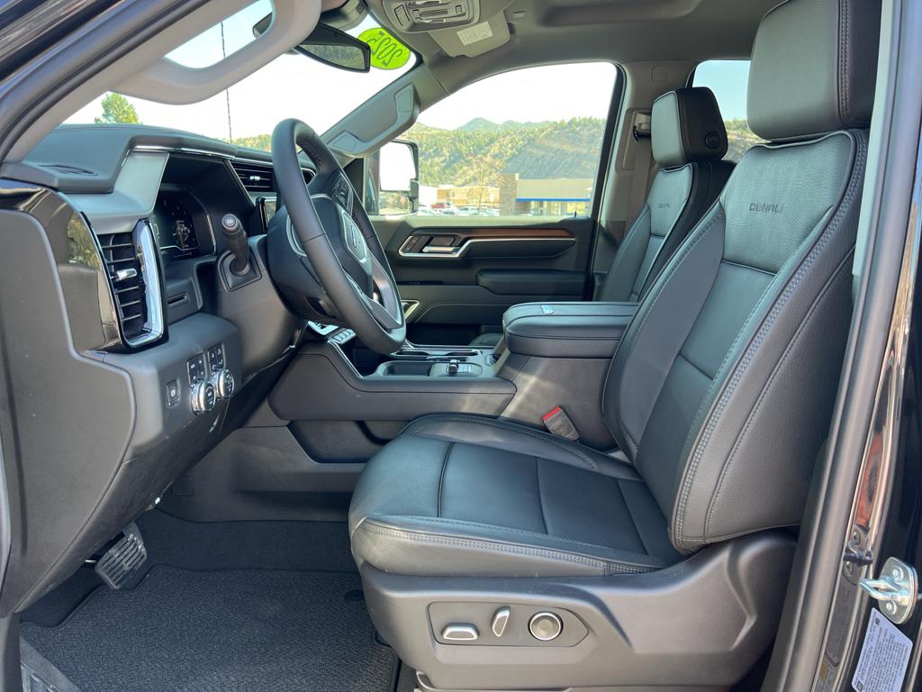 2025 GMC Sierra 3500HD Denali - Photo 20