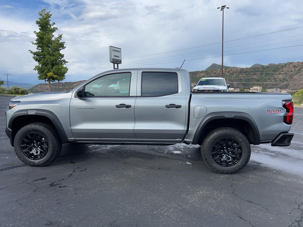 2026 Chevrolet Colorado Trail Boss photo 4