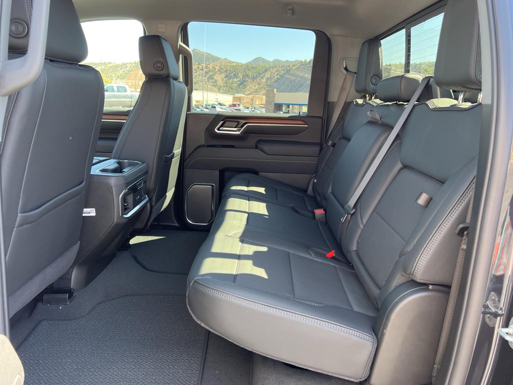 2025 GMC Sierra 3500HD Denali - Photo 13