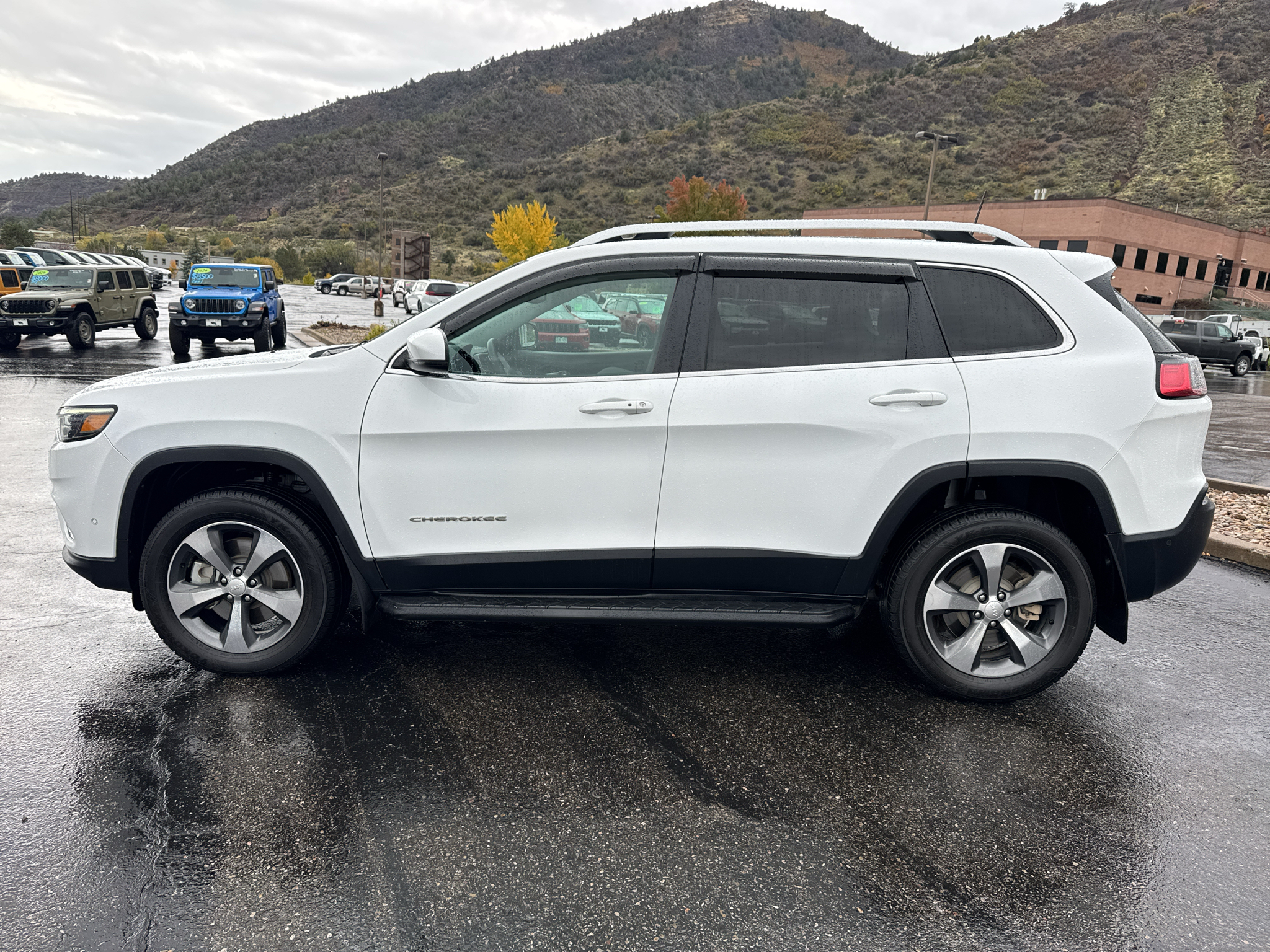 2019 Jeep Cherokee