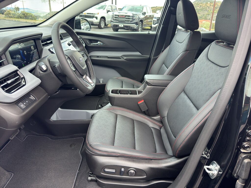 2027 Chevrolet Bolt RS - Photo 19