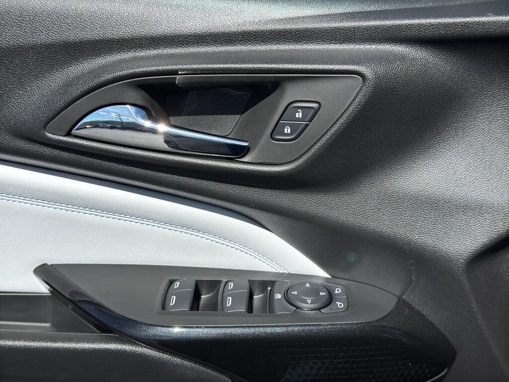 2026 Chevrolet Trax LT - Photo 18