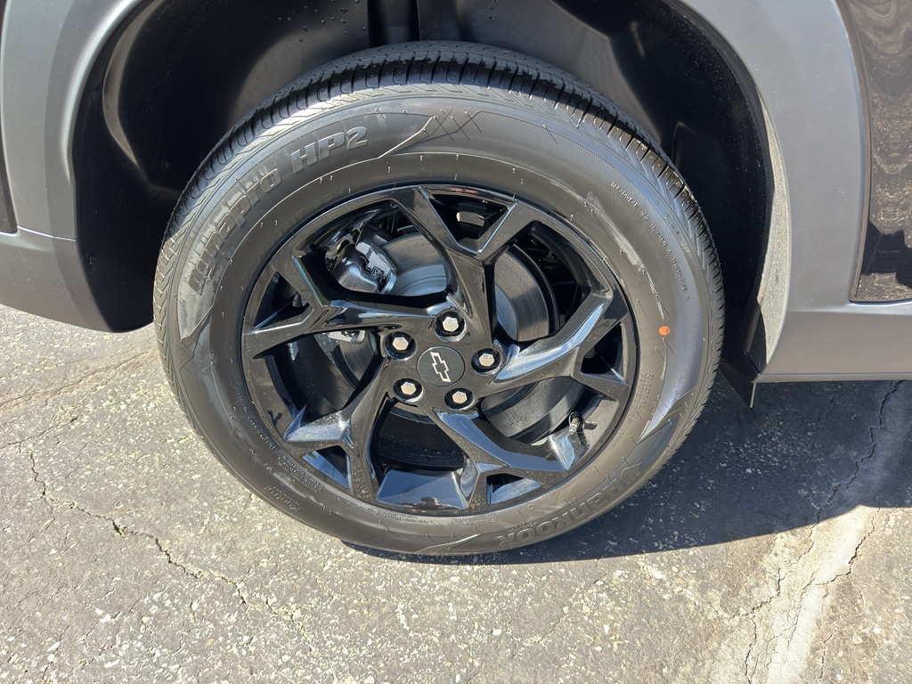 2026 Chevrolet Trax LT - Photo 10