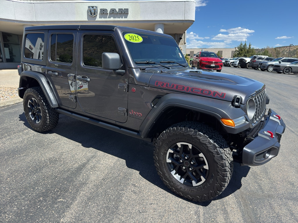 2025 Jeep Wrangler Rubicon's photo