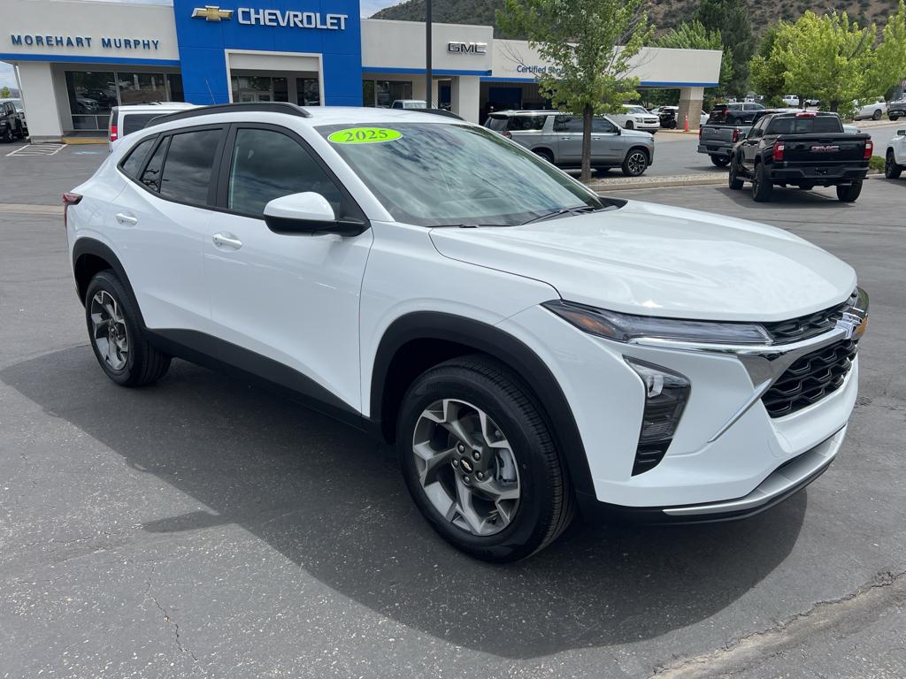 2025 Chevrolet Trax SUV 