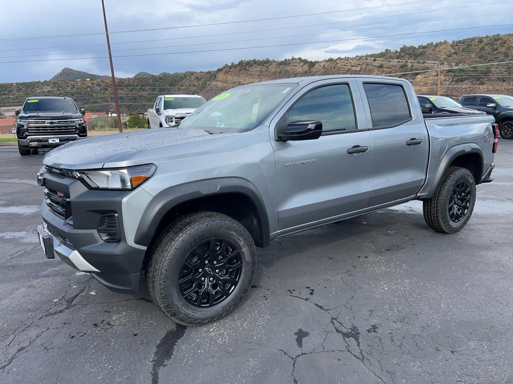 2026 Chevrolet Colorado Trail Boss photo 3
