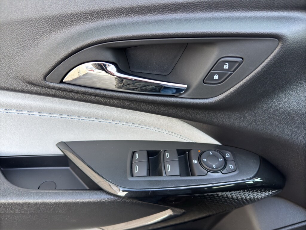 2026 Chevrolet Trax LT - Photo 17
