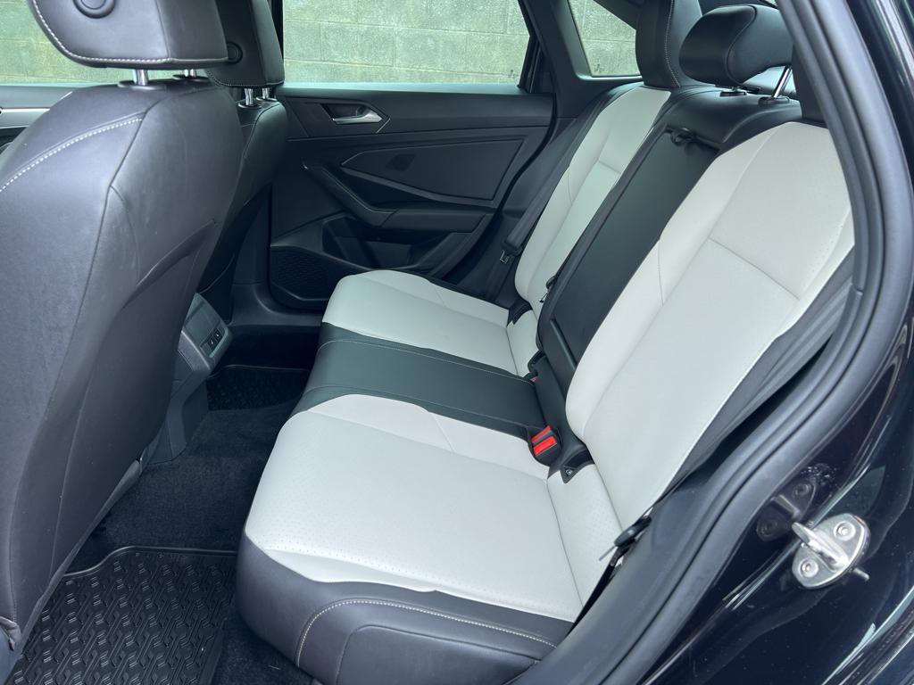 2020 Volkswagen Jetta R-Line