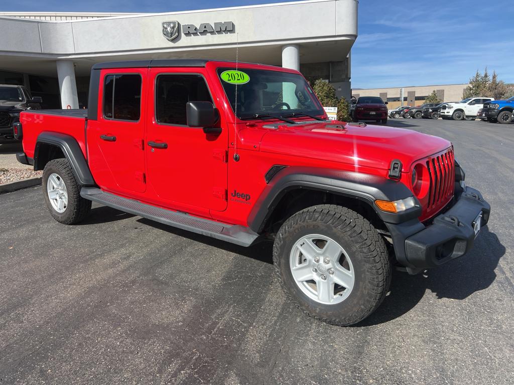 2020 Jeep Gladiator Sport S's photo