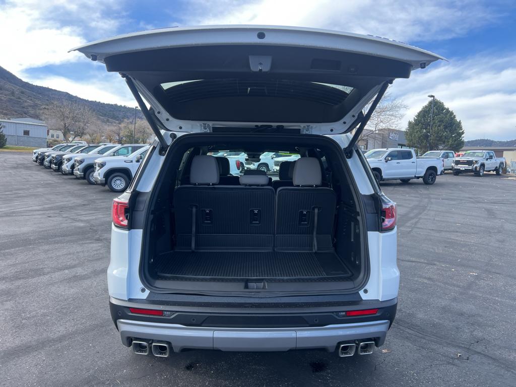 2026 GMC Acadia Elevation - Photo 9