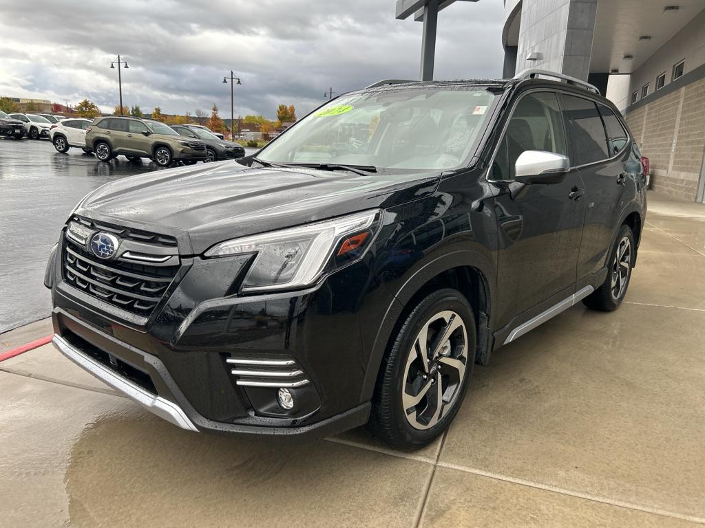 2024 Subaru Forester Touring photo 3
