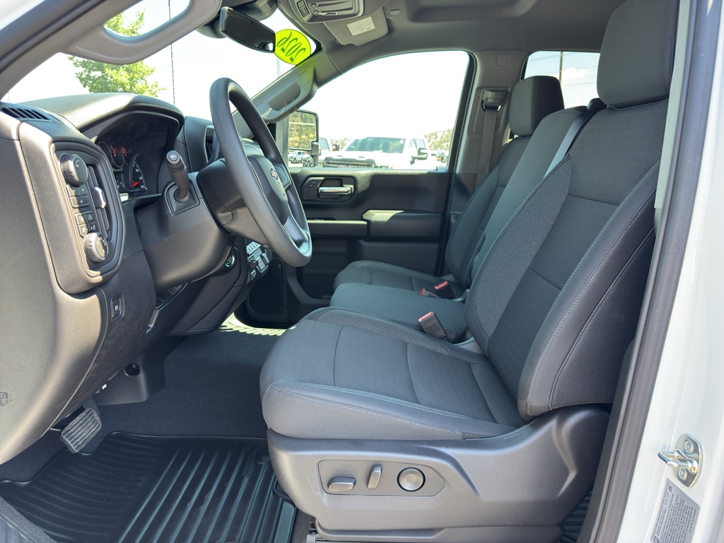 2026 Chevrolet Silverado 2500 HD Custom - Photo 20
