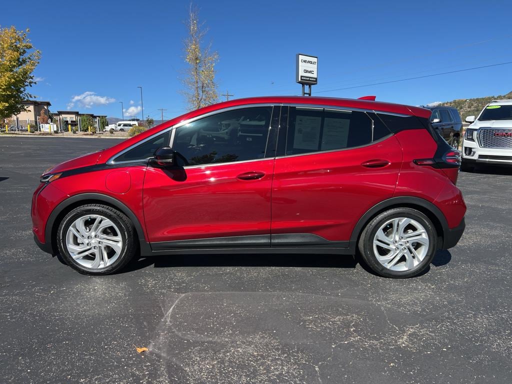 Used 2022 Chevrolet Bolt EV 1LT Car